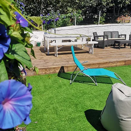 Apartment Downtown Garden Terrace , Only One House Up To 21pax Porto