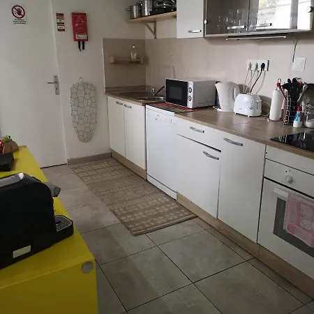 Apartment Downtown Garden Terrace , Only One House Up To 21pax Porto