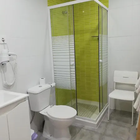 Downtown Garden Terrace , Only One House Up To 21pax * Porto
