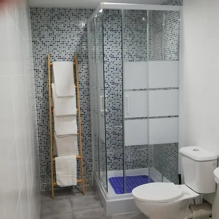 Downtown Garden Terrace , Only One House Up To 21pax * Porto